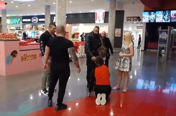 КЗД се самосезира заради скандалния видеоклип в пловдивски мол