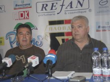 Йошев и Мечечиев отпадат за мача с Локо Сф, Котев под въпрос