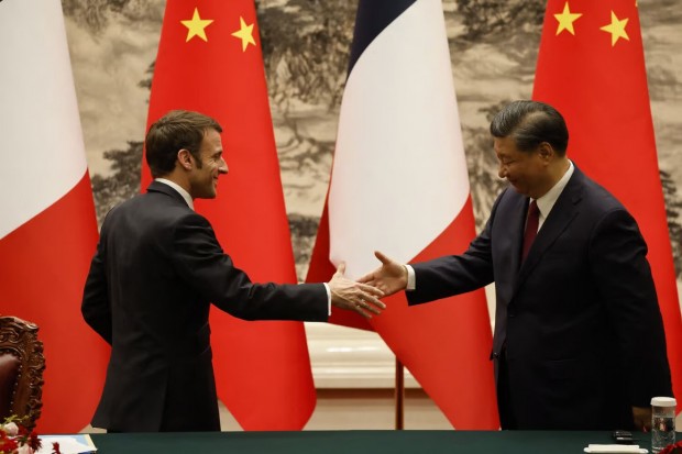 The Telegraph: Си Дзинпин се опитва да разцепи Запада, приемайки в Пекин европейските лидери