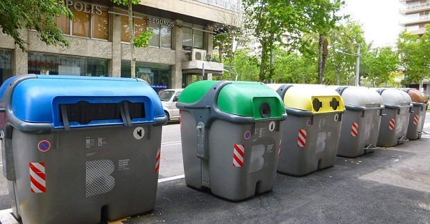 </TD
>Община Русе обяви открита процедура за възлагане на обществена поръчка с предмет: Доставка на съдове за сметосъбиране на биоразградими отпадъци за нуждите