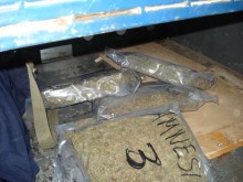 Митничари с голям удар: Задържаха над 100 кг марихуана на ГКПП "Оряхово"
