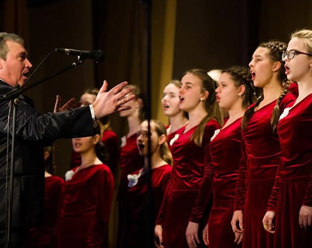 20 хорови формации от Варна и един гостуващ хор от