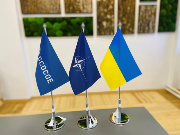САЩ, Германия и Унгария срещу "пътната карта" за членство на Украйна в НАТО