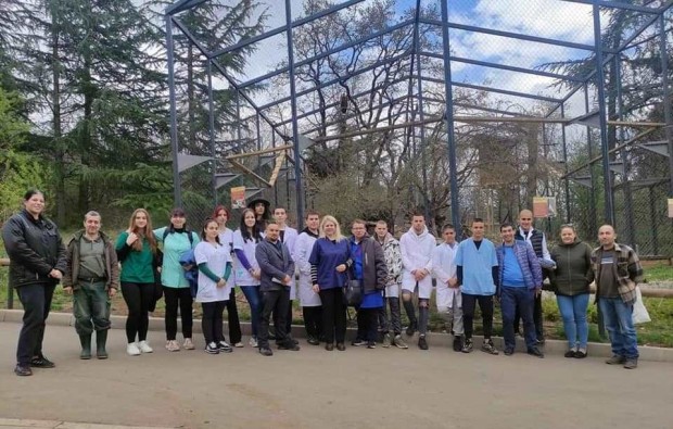 Ученици от НПГВМ "Иван Павлов" в Стара Загора проведоха практически урок в Зоопарка