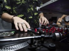 ��������� ���������: ������� Dj ������ �� � ����� ��������