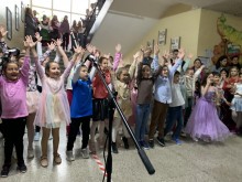 Състоя се традиционният пролетен концерт и базар в СУ "Никола Вапцаров"