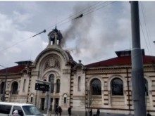 Подпалиха се емблематичните Хали в София