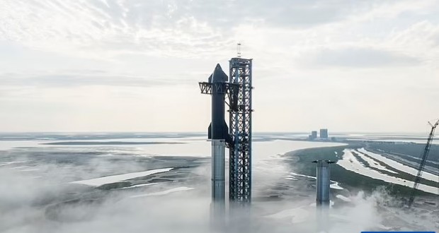 Невероятно видео: Струващият 2,4 милиарда лири Starship на SpaceX може да бъде изстрелян още на 10 април