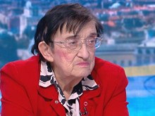 Мика Зайкова: Защо всички пенсионери не получиха добавка за Великден? 504 лв. е границата, а този с 505 лв. богаташ ли е?