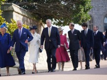 Кралското семейство на Великобритания се събра в двореца Уиндзор за великденската молитва