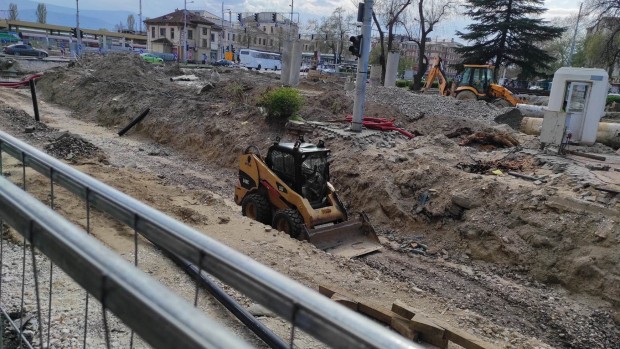 TD Продължава работата по пробива под Централна гара в Пловдив видя