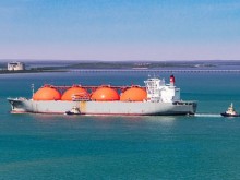 Пристига първият танкер с американски втечнен газ