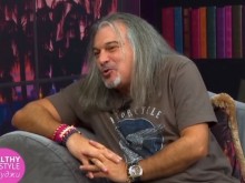 Маги Халваджиян изненада с бройката 12