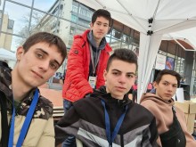 Шапки долу! Ученици от Пловдив доказаха, че има надежда!