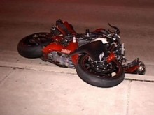 14-годишен карнобатлия катастрофира с мотоциклет