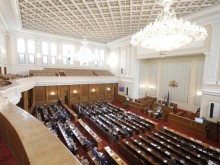Новият Парламент с първо заседание