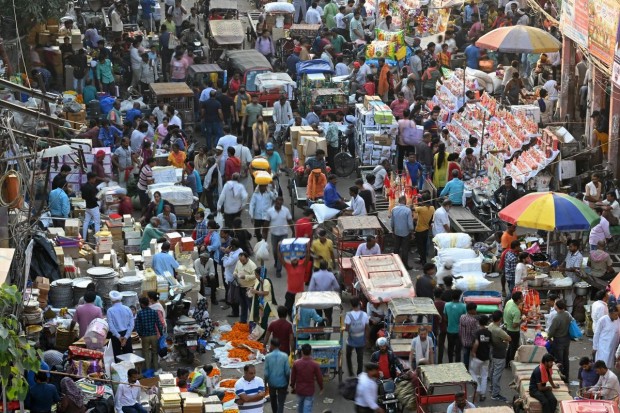 Според данни организация World Population Review населението на Индия вече е 1 428