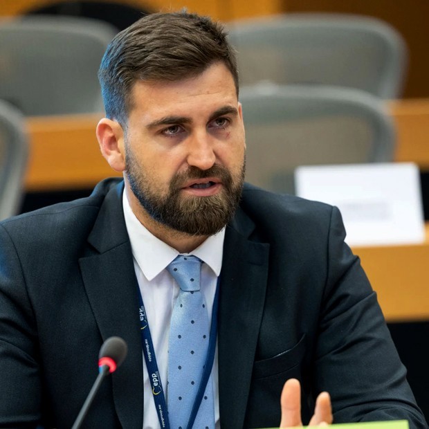 Андрей Новаков: Спечелихме с аргументи дебатите в ЕП за розовото масло