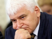 Проф. Пламен Киров: Депутатите отново поставиха каруцата пред коня