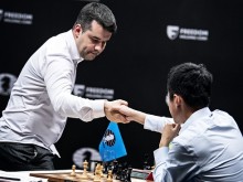 Ян Непомнящи поведе в битката за световната титла в шаха