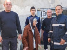 Пловдивските пожарникари: Героите, на които днес отново ръкопляскаме