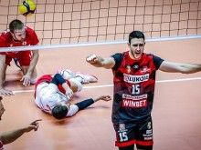 Нефтохимик изравни ЦСКА в полуфиналната серия във волейбола