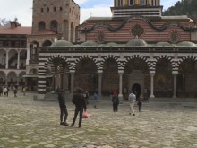 На Великден едно американско семейство сбъдна мечтата си да посети Рилския манастир