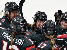 САЩ победи Канада в битка за световната титла по хокей на лед при жените