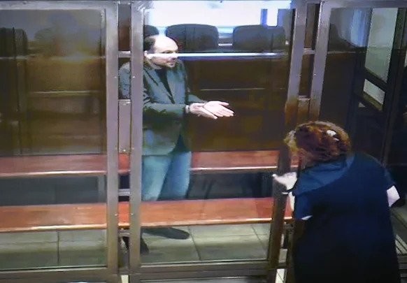 Осъдиха руски опозиционер на 25 години затвор за държавна измяна