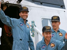 На този ден в историята: Аполо 13 се завръща успешно на Земята
