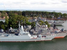Русия вдигна на учения и Балтйския флот