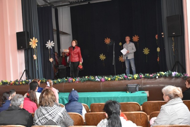 Кметът на Ловеч участва във Великденския празник на село Малиново