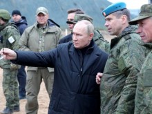 Путин посети фронтови щабове в Херсонска и Луганска област