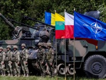 NYT: НАТО променя стратегията си заради войната в Украйна, изпраща повече войски на границата с Русия