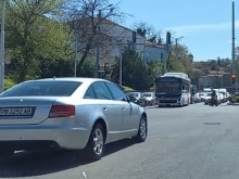 Да "прецапаш" на чисто червено на едно от най-натоварените кръстовища в Пловдив