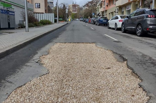 Колко дебел е асфалтът във Варна? Такъв въпрос зададе във