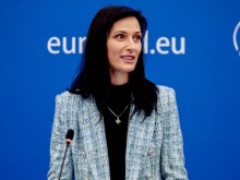 Мария Габриел: Едва 54 процента от европейските граждани притежават основни цифрови умения