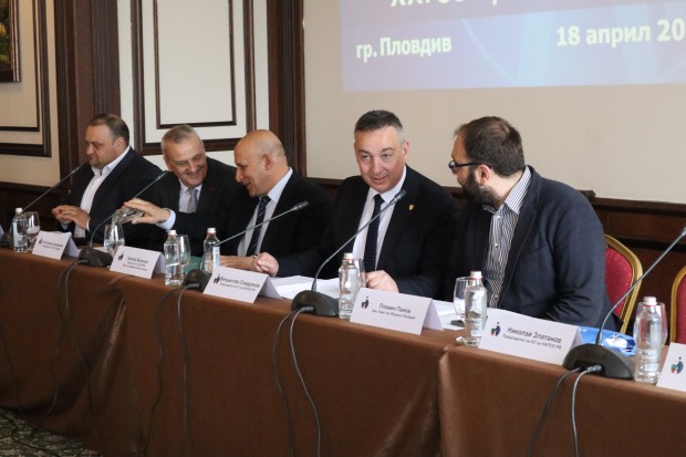 В Пловдив се провежда важна среща на председателите на общински съвети от цялата страна