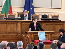 Корнелия Нинова: Намерихте начин да заобиколите Конституцията, няма да подкрепим Желязков за председател на НС