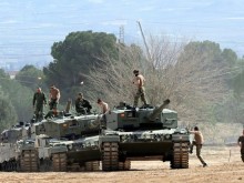 Шест испански танка са доставени в Сантандер за по-нататъшен трансфер в Украйна