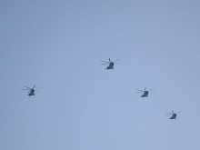 Пет хеликоптера в небето над Благоевград стреснаха благоевградчани