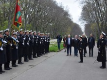 ВМС участваха в честванията по случай 147 години от Априлското въстание