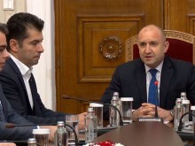 Радев към ПП-ДБ: Българската общественост трябва да знае докъде можете да стигнете с политическия компромис