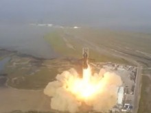 "Starship" излетя и се взриви: Какво се случи с ракетата на Илон Мъск?