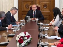 ДПС към Радев: България спешно да си напише домашното и да се възползва от средствата на ЕС