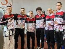 Нови 6 медала за българските таекуондисти от Италия