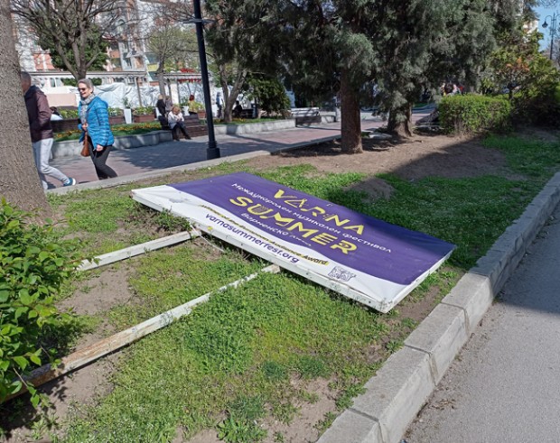 Във Варна нехаят за рекламата на града На това се