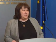 Министър Велкова: Ще бъде изтеглен нов дълг в размер на 13,7 млрд. лв.