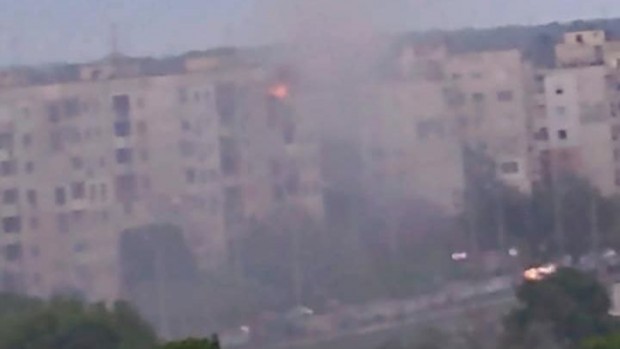 Пожар избухна в блок в Пловдив