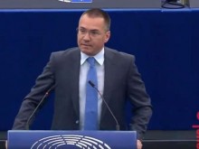 Ангел Джамбазки с въпроси до ЕК относно антибългаризма в РСМ